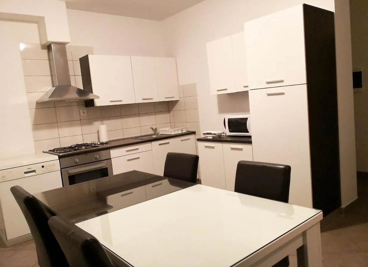 Family Friendly House With A Swimming Pool Slatine, Ciovo - 15149 Villa Slatine